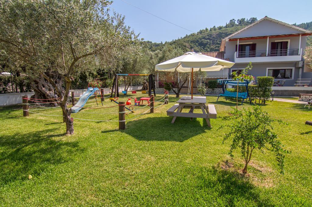 Drosostalia Apartments Lefkada City Екстер'єр фото