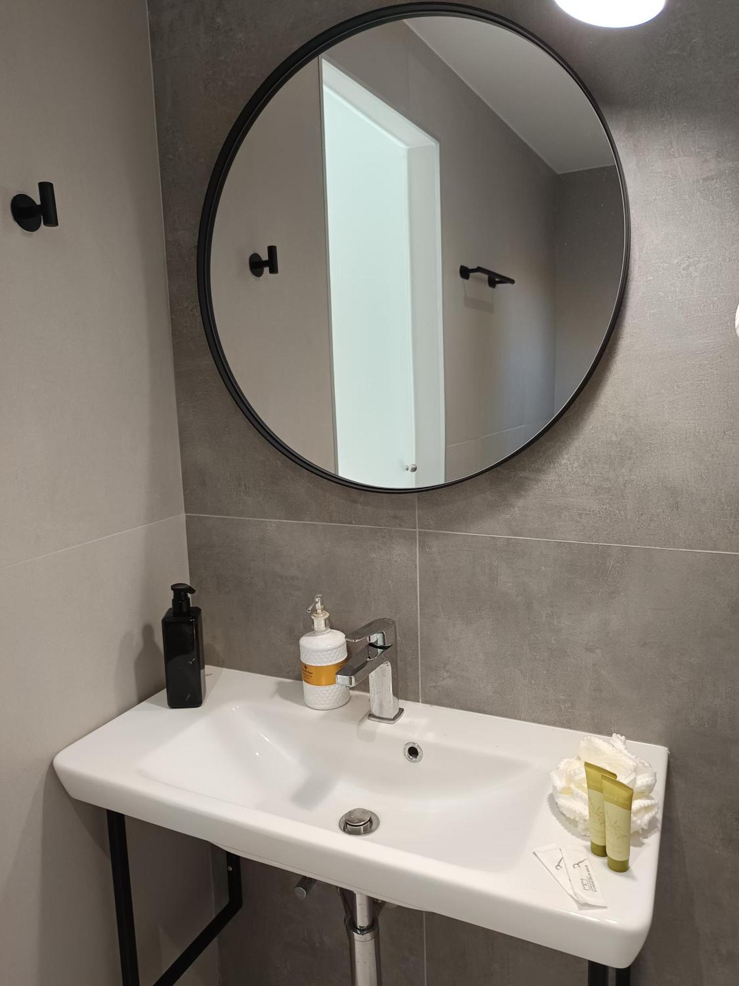 Drosostalia Apartments Lefkada City Екстер'єр фото
