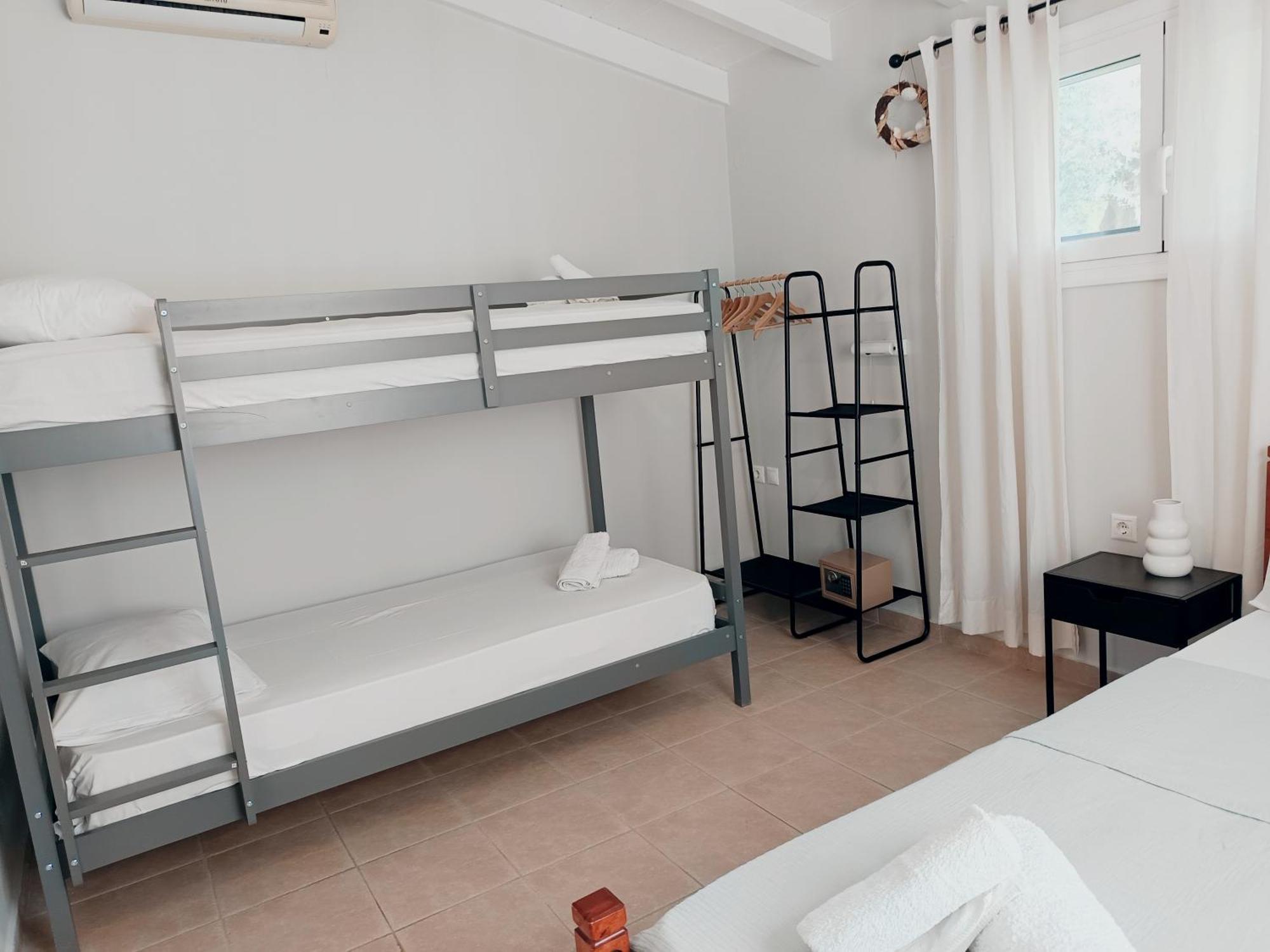 Drosostalia Apartments Lefkada City Екстер'єр фото