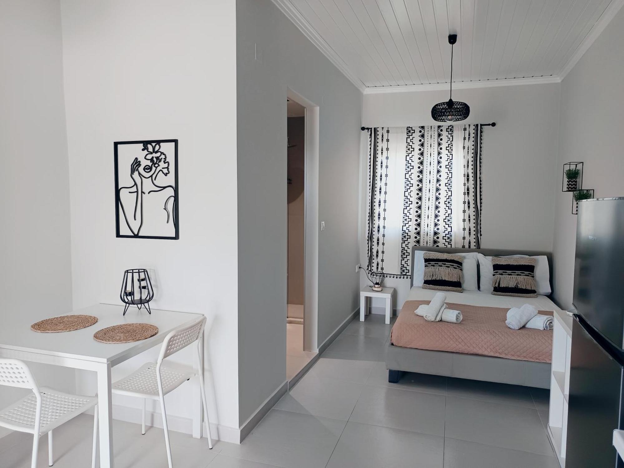 Drosostalia Apartments Lefkada City Екстер'єр фото